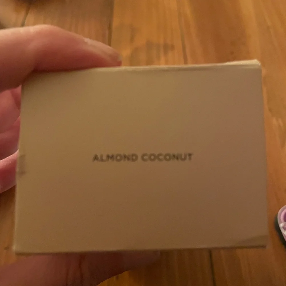 Laura Mercier Almond Coconut Body Wash